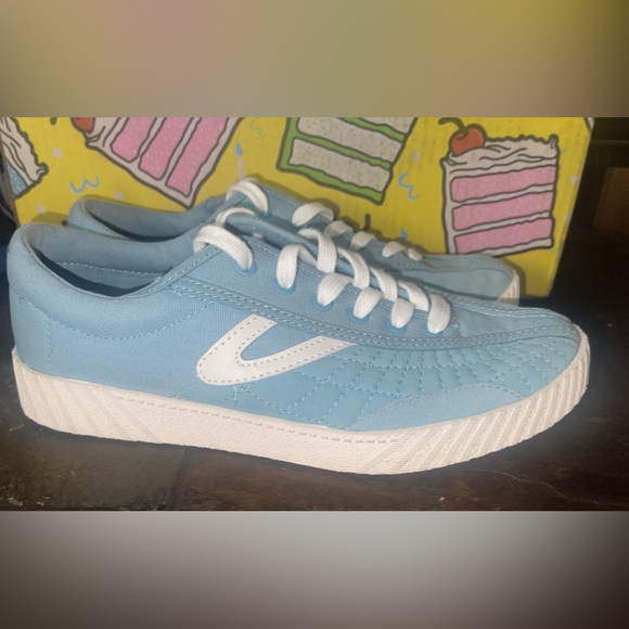 Tretorn Skater Tennis Shoes Light Blue Men’s Size 7 - Picture 1 of 7